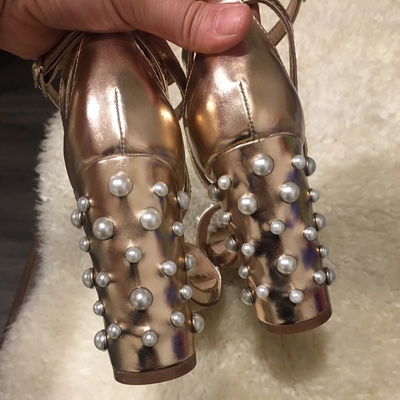Steve Madden - Pearled Rose Gold Block Heels 7 - Picture 4 of 16